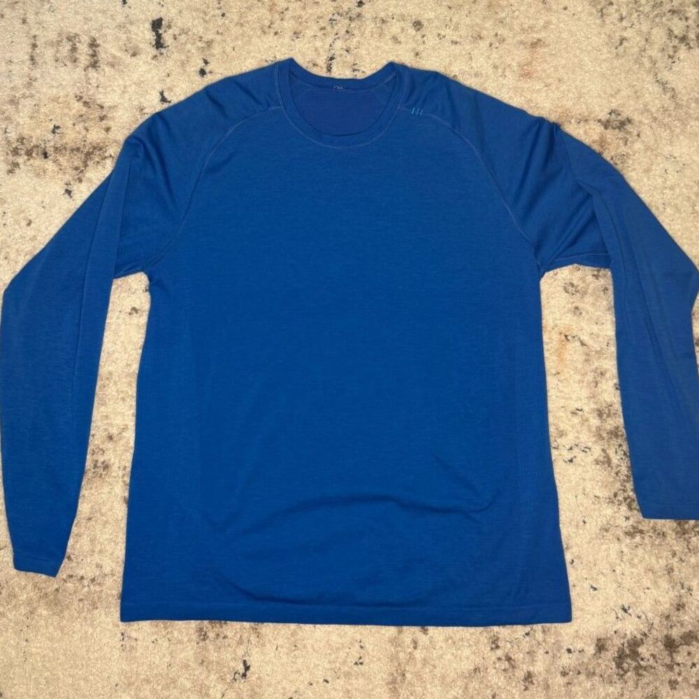 Lululemon Metal Vent Tech Long Sleeve – Royal Blue